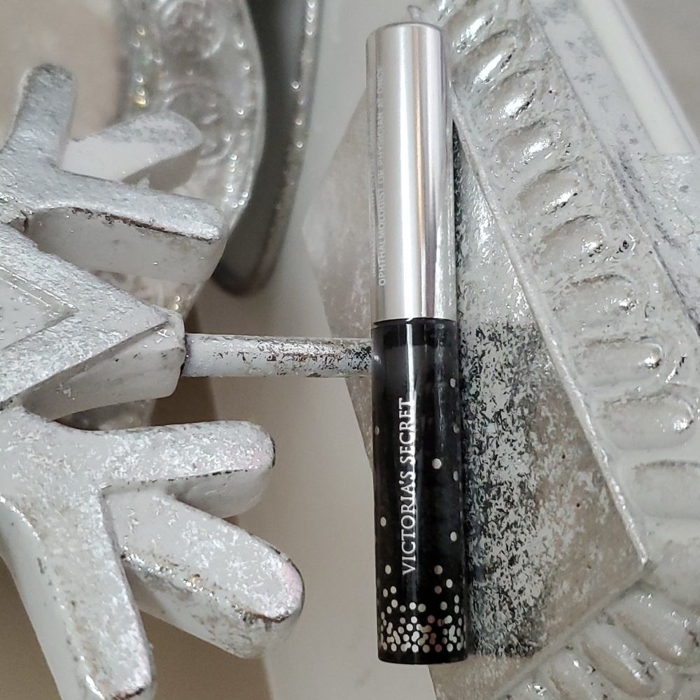 💋 VICTORIA'S SECRET VERY SEXY LASHES MASCARA 💋 - Picture 3 of 5